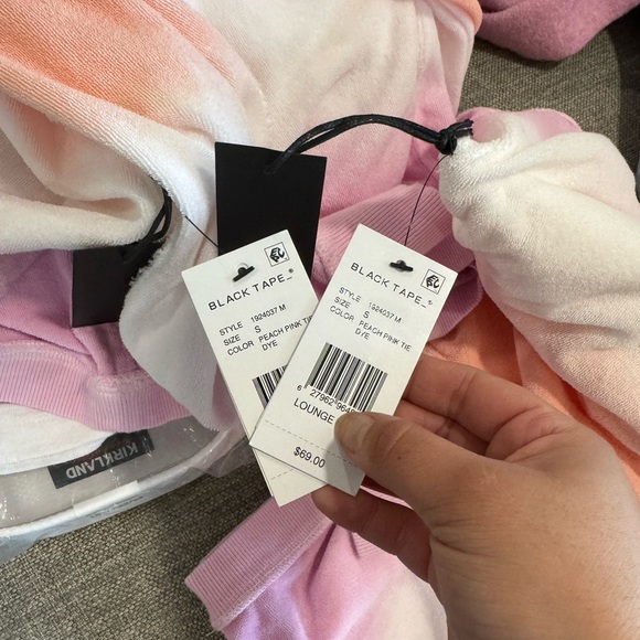 BLACK TAPE colorful top 🤍 - Picture 10 of 10